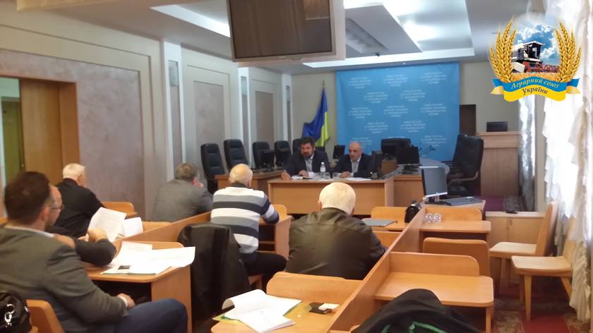 "Мы делили апельсин - много нас, а он один": Міністерство аграрної політики і продовольства України продовжує консультації з громадськістю щодо розподілу бюджетних коштів у 2017 році